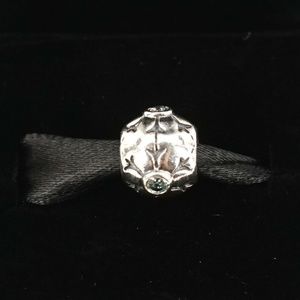 PANDORA Snowflake Charm 790367CZA